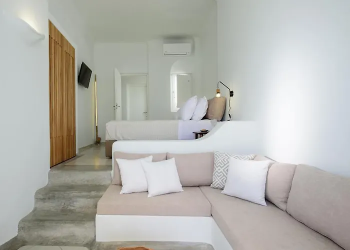 Aethria إيميروفيغلي