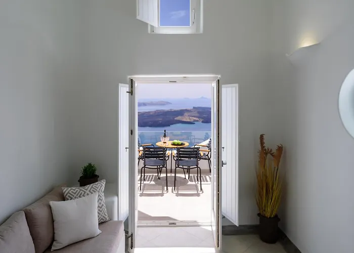 Aethria * Imerovigli (Santorini)